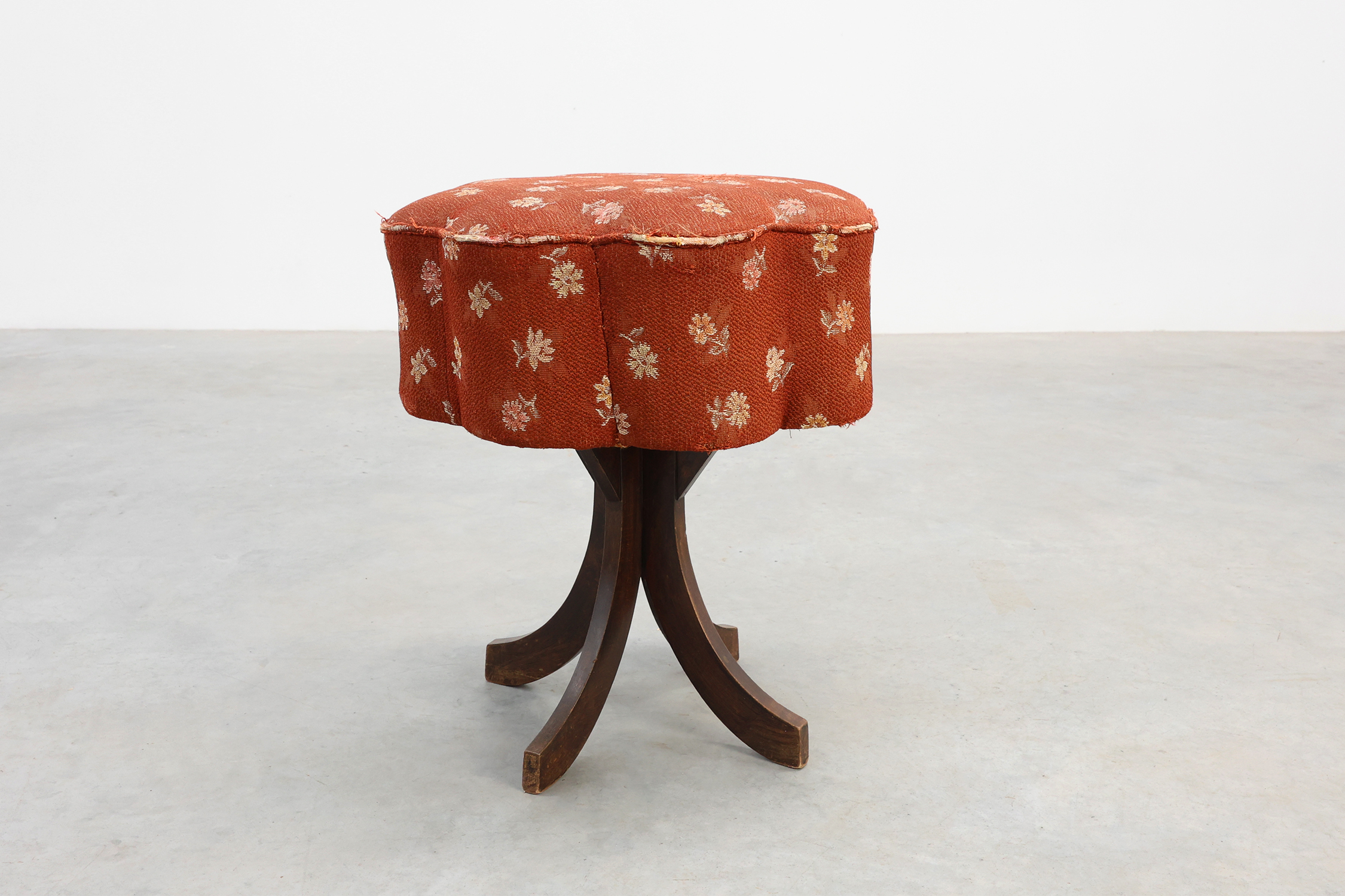 Art deco stool with curved legs and flower form seat with original upholstery, France 1920sthumbnail